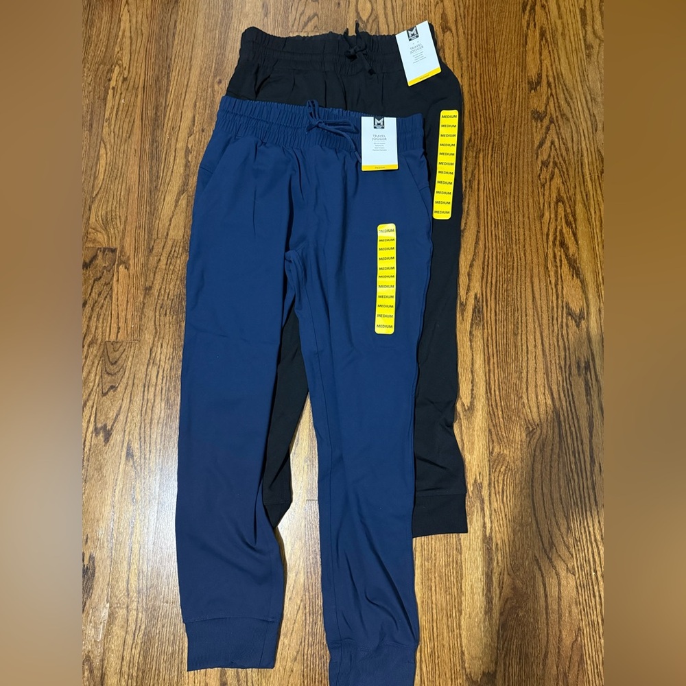 Members Mark travel joggers navy and black bundle- size Medium